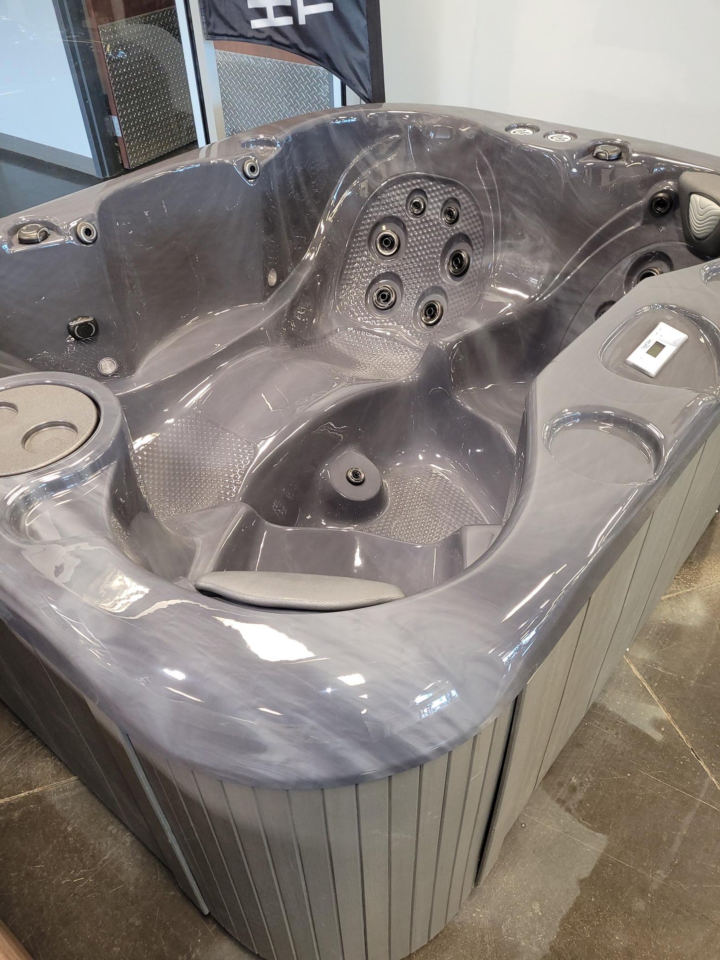 COAST SPAS OASIS OMEGA LOUNGE O5L